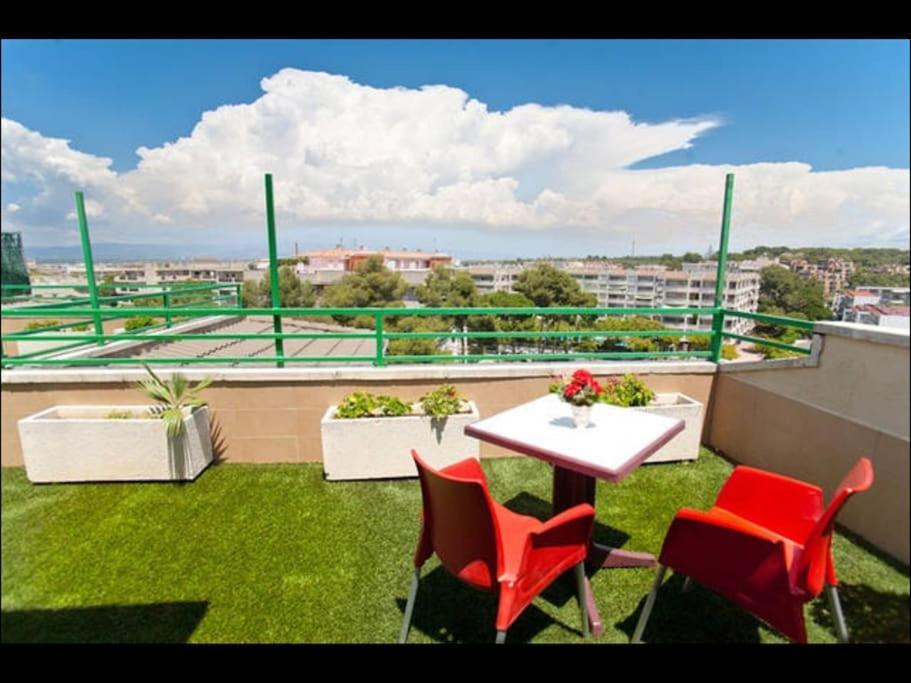 Apartamento Amposta Salou Eksteriør billede